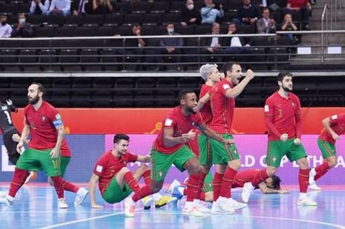 Tuyển futsal Bồ Đào Nha làm nên lịch sử, vào chung kết World Cup sau loạt luân lưu