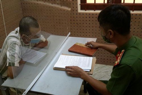 Khởi tố tài xế vượt chốt kiểm dịch, bỏ chạy hơn 100 km