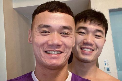 Xuân Trường nhắn tin động viên đồng đội bị loại