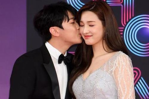 Tẩy chay, yêu cầu rời sân khấu chỉ vì thần tượng làm bố quá sớm