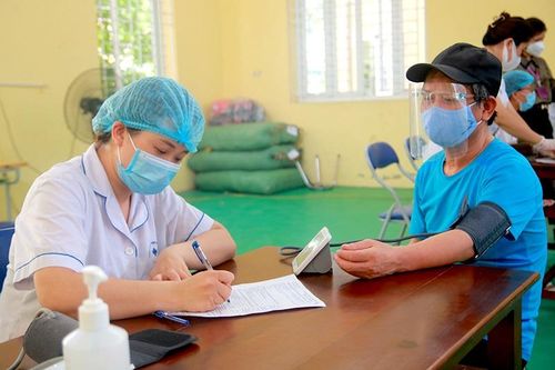 Sáng 1/10, Hà Nội thêm 5 ca Covid-19 trong cộng đồng tại 3 quận