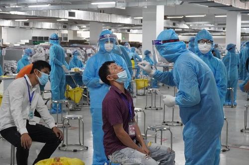 Bộ Y tế: Không cần xét nghiệm SARS-CoV-2 đối với lao động đã tiêm đủ liều vaccine qua 14 ngày