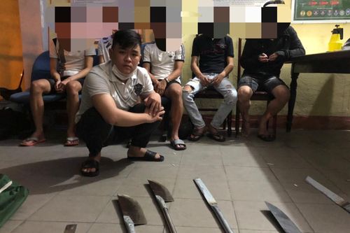 Ngăn chặn nhóm thanh niên dùng hùng khí đi giải quyết mâu thuẫn