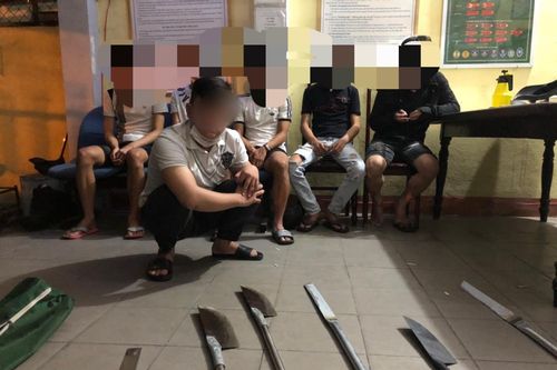 Đà Nẵng: Nổ súng trấn áp nhóm thanh niên dùng mang hung khí đi đánh nhau