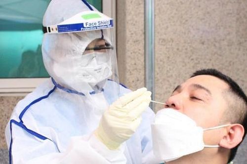Tỷ lệ dương tính với SARS-CoV-2 ở vùng nguy cơ cao ở TPHCM chỉ còn 0,2%