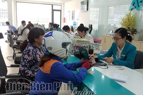 Đẩy mạnh thanh toán tiền điện không dùng tiền mặt