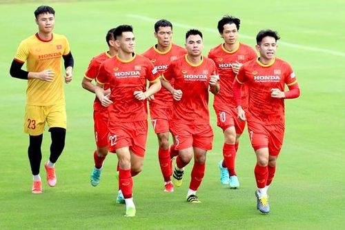 Gặp Trung Quốc và Oman: Tuyển Việt Nam sẽ thắng?