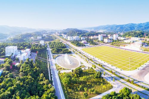 30 năm khơi dậy khát vọng, sáng tạo, tạo đột phá vì một Lào Cai phát triển nhanh và bền vững