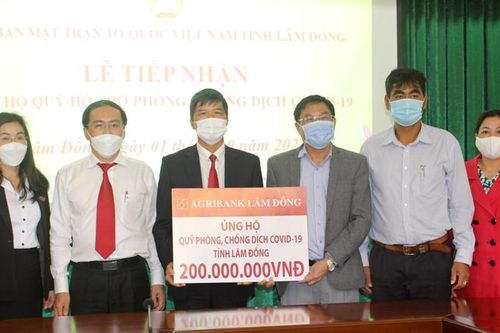 Agribank Lâm Đồng tiếp tục ủng hộ 200 triệu cho Quỹ phòng chống dịch Covid–19