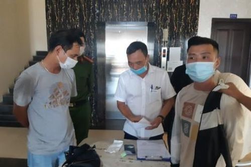 Chính trị - Xã hội Pháp luật - Cuộc sống Bắt đối tượng tượng tàng trữ trái phép ma túy