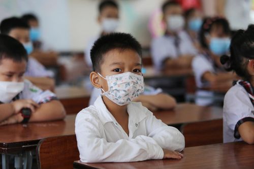 Hơn 3.000 học sinh Nghệ An, Hà Tĩnh bị kẹt vì dịch Covid-19