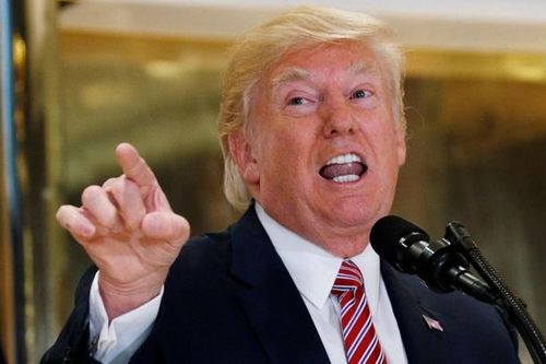 Ông Trump yêu cầu tòa án buộc Twitter mở lại tài khoản