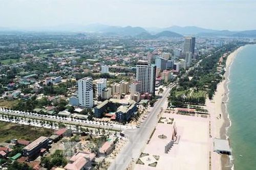 Xuất hiện nhiều ca dương tính cộng đồng, Cửa Lò mở rộng truy vết, bóc tách F0