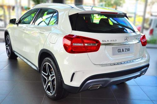 Mercedes-Benz Việt Nam triệu hồi 49 chiếc do lỗi hệ thống lái