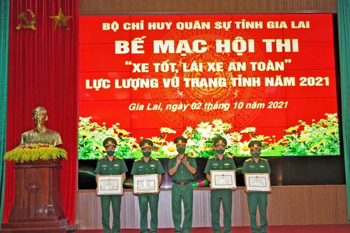 Bộ Chỉ huy Quân sự tỉnh Gia Lai: Bế mạc hội thi 'Xe tốt, lái xe an toàn'