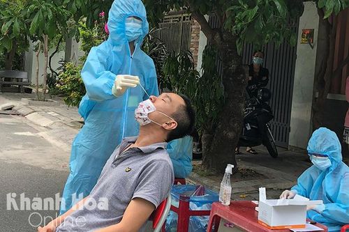 Từ 7 giờ đến 17 giờ ngày 2-10, Khánh Hòa ghi nhận thêm 25 ca dương tính với SARS-CoV-2