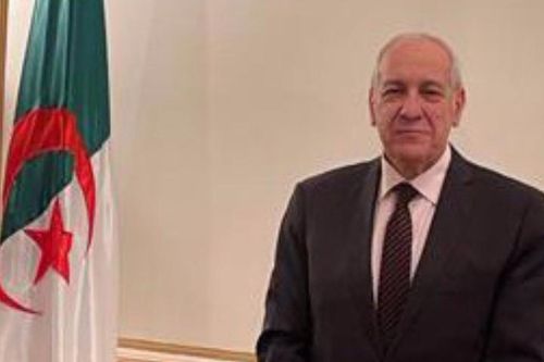 Vì sao Algeria 'nổi giận', bất ngờ triệu hồi Đại sứ tại Pháp?