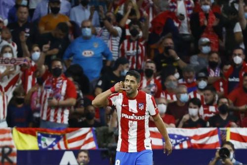 Suarez tỏa sáng, đẩy Barca chìm sâu vào khủng hoảng