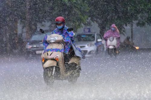 Dự báo thời tiết 4/10: Cảnh báo mưa dông ở Tây Nguyên, Nam Bộ