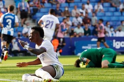 Hàng công nhạt nhòa, Real Madrid gục ngã trước Espanyol