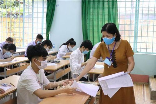 Học sinh 'vùng xanh' ở Đắk Lắk đến trường học từ ngày 4/10