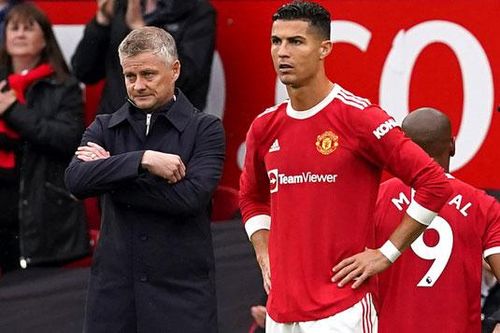 Thêm một lần nữa, Solskjaer cho thấy mình không xứng là HLV của Man United