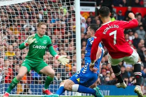 Martial lập công nhưng Man United không thắng nổi Everton