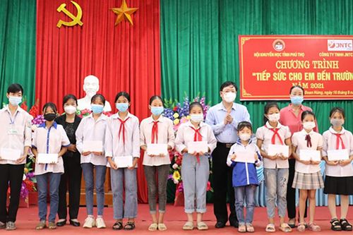 Công dân học tập trong xã hội học tập
