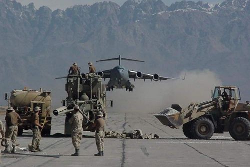 Căn cứ không quân của Mỹ ở Afghanistan trước đây, bất ngờ hoạt động trở lại