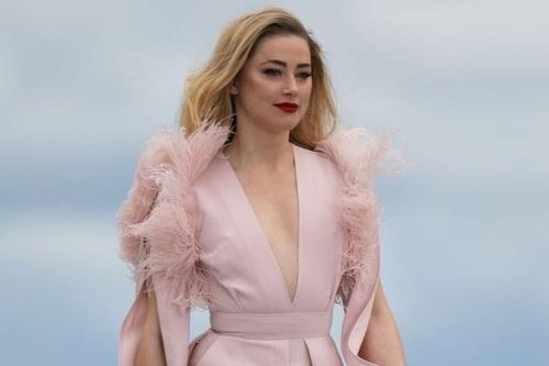 Sàn diễn thời trang của Amber Heard, Camila Cabello
