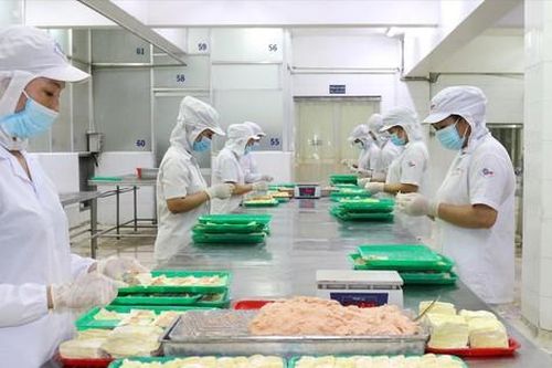 Về tận quê đón lao động lên thành phố