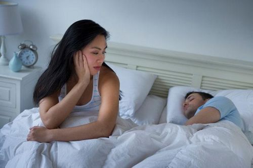 Cặp vợ chồng nào thường xuyên vướng phải 5 điều này thì thà chia tay còn hạnh phúc hơn