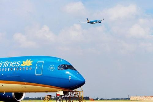 Đội tàu bay Vietnam Airlines sẵn sàng cất cánh trở lại