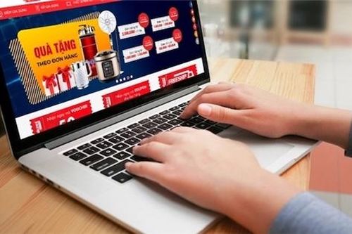 Thương hiệu Việt mờ nhạt trên sàn thương mại điện tử