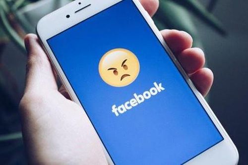 Sau sự cố Facebook 'sập' toàn cầu, người dùng phát hiện mất album ảnh, danh sách bạn bè