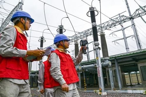 Trung Quốc khẩn cấp đối phó khủng hoảng điện