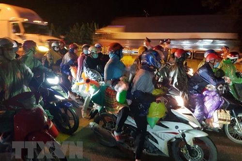 Ninh Bình đón hơn 600 công dân trở về từ một số tỉnh phía Nam