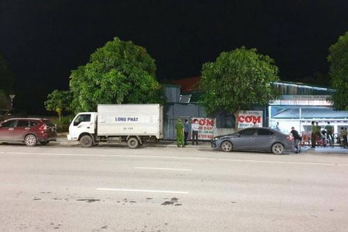 Quảng Ninh: Lái xe bóc niêm phong cabin, dùng giấy xét nghiệm hết hạn
