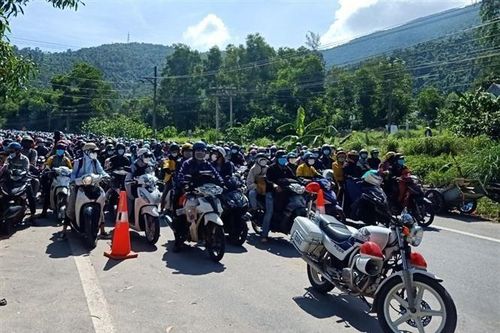 Đảm bảo an toàn cho các đoàn người về quê khi qua địa bàn Đà Nẵng