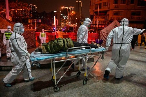 'Tâm dịch Hồ Bắc của Trung Quốc mua nhiều bộ xét nghiệm trước khi bùng phát ca COVID-19 đầu tiên