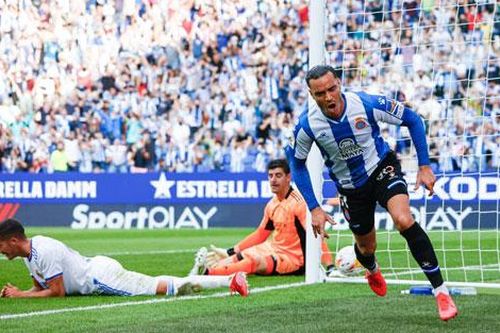 Hàng thủ bất ổn khiến Real Madrid sa sút