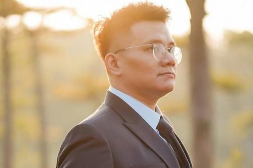 Nhâm Hoàng Khang bị điều tra về việc đánh cắp thông tin của nhiều người nổi tiếng