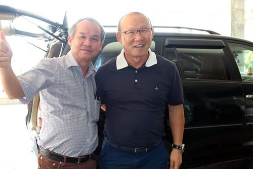 Ông Park đến Việt Nam tròn 4 năm: Bầu Đức trả lương 800 triệu/tháng và cuộc đàm phán lịch sử