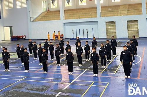 Trung tâm Văn hóa, Thông tin và Thể thao: Chờ ngày trở lại