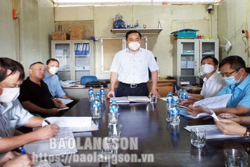 Chủ tịch UBND tỉnh kiểm tra dự án khu trung chuyển hàng hóa: Đẩy nhanh thi công các hạng mục công trìnhTin khácVững vàng trên trận tuyến chống 'giặc lửa'Thông tin về đầu mối liên lạc, ứng trực 24/24 giờ hỗ trợ công dân nước ngoài của Sở Ngoại vụ tỉnh Lạng