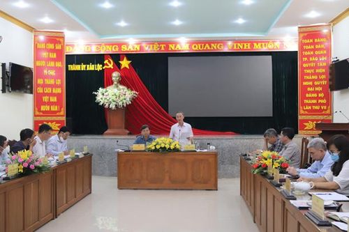 Chủ tịch UBND tỉnh Lâm Đồng Trần Văn Hiệp làm việc với TP Bảo Lộc