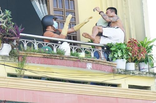 Nam thanh niên ngáo đá bị nhiễm HIV gây náo loạn chợ thương mại ở Quảng Nam