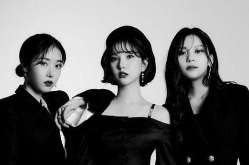 Bước ngoặt không ai lường được của SinB, Eunha và Umji sau khi GFRIEND tan rã