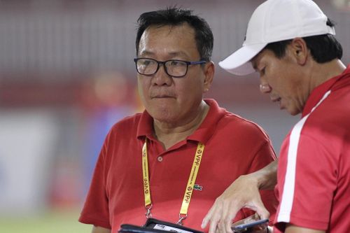 HLV Hoàng Văn Phúc: 'Tuyển Việt Nam cần chống các quả tạt từ 2 biên'