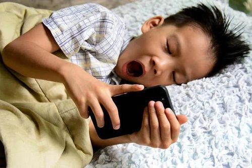 Những điều cần làm để trẻ không nghiện thiết bị điện tử